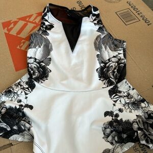 Black and white rose top